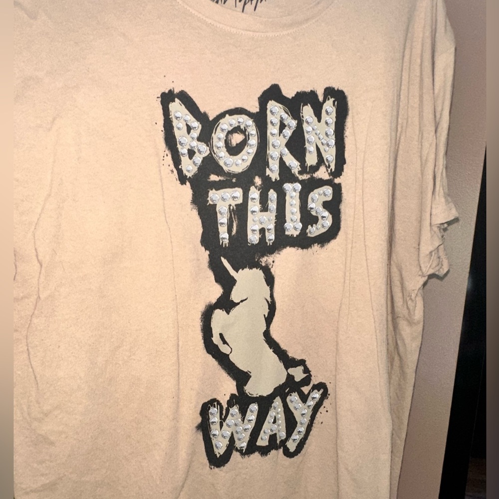 XXL Cream Graphic Tee with Unicorn Design. MUST BE BUNDLED